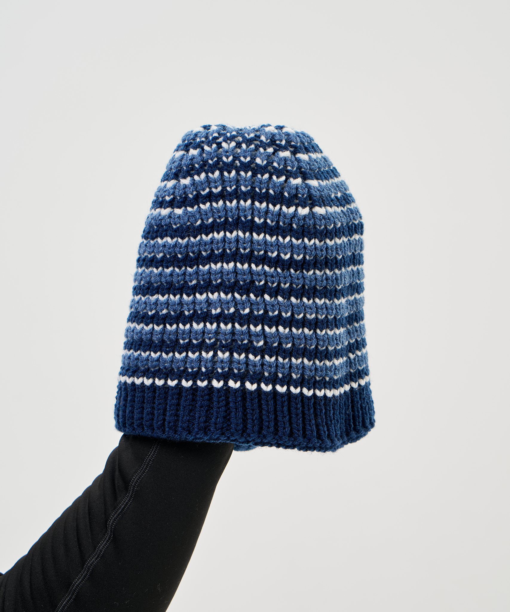 Шапка Nordski Alpine White/Dark Blue