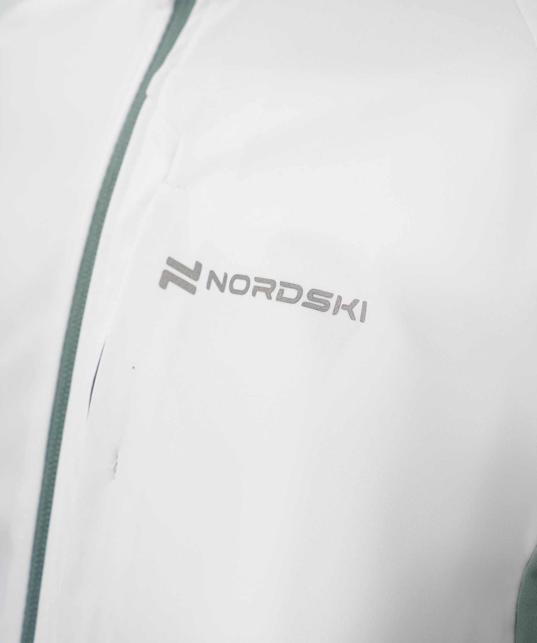 Тренировочная куртка Nordski PRO TOUR HOOD White/Dark Mint/Ice Mint W