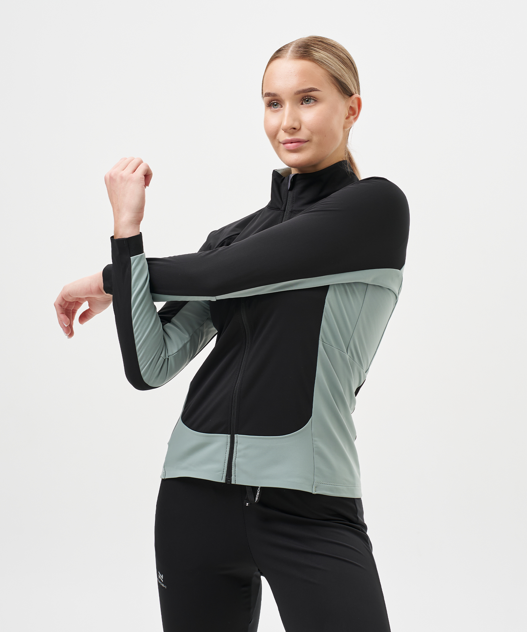 Тренировочная куртка Nordski Race Black/Ice Mint W